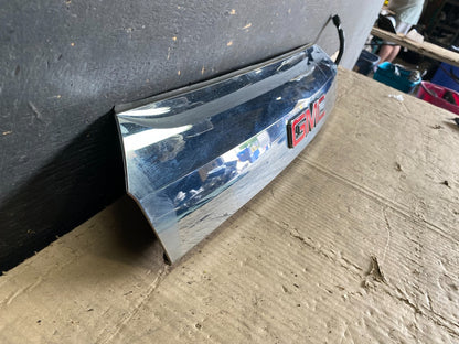 2010-2015 Gmc Terrain LiftGate Handle Trim Back Up Camera Chrome Panel P3862 DG2