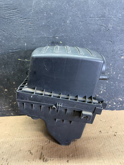 2011 - 2021 Dodge Durango 3.6L Air Filter Cleaner Box OEM aa2412 DG1