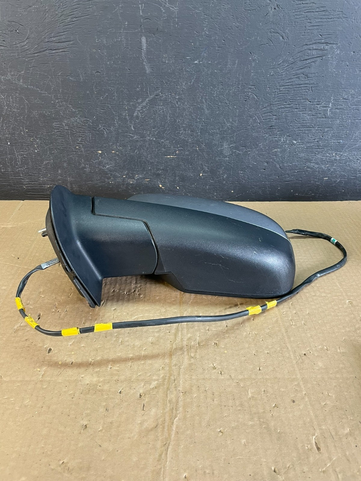 2010-2013 Chevrolet Tahoe Silverado Suburban Left Door Mirror AC9866 DW4