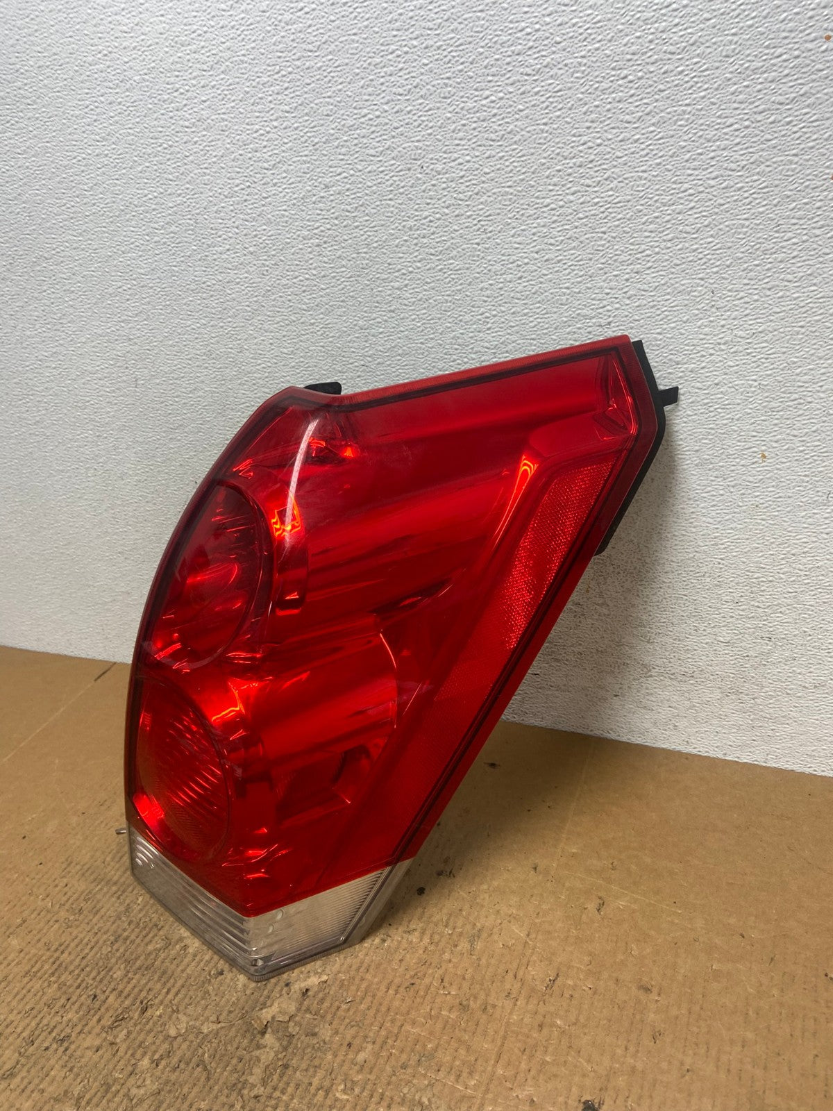 2004-2009 Nissan Quest Right Passenger Side Rh Tail Light AE2799 LK1