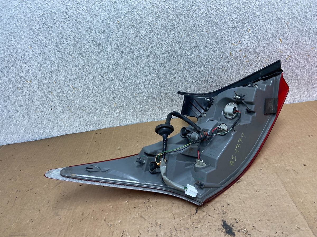 2009 2010 2011 Nissan Maxima Right Passenger RH Side Tail light AI9379 LK6