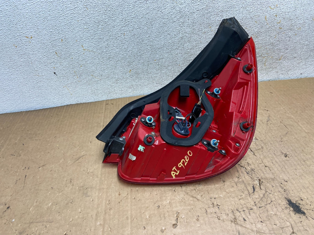 No Led 2013 - 2015 Chevrolet Malibu Left Driver LH Side Tail Light AI9200 LK5