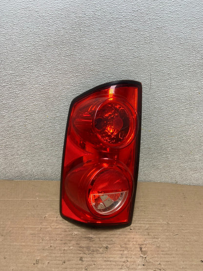 2007 - 2009 Dodge Ram 1500 2500 Left Driver Lh Side Tail Light AA9371 LK0