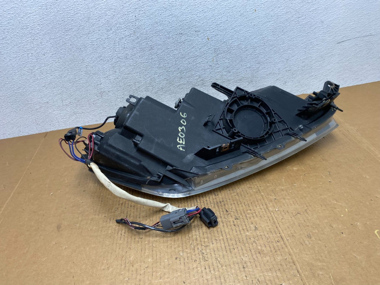 Halogen 2007 2008 2009 Mazda CX-7 Left Driver Headlight AE0306 DW6