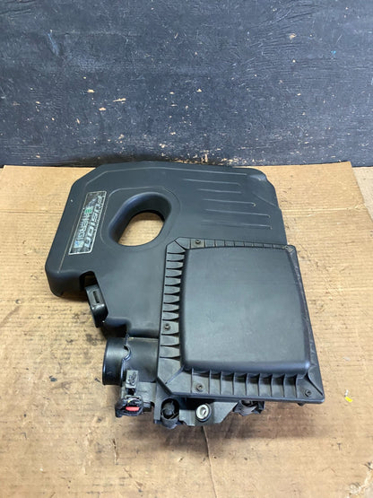 2013 to 2020 Ford Fusion Engine Motor Cover Shield  Black q8606 DG2