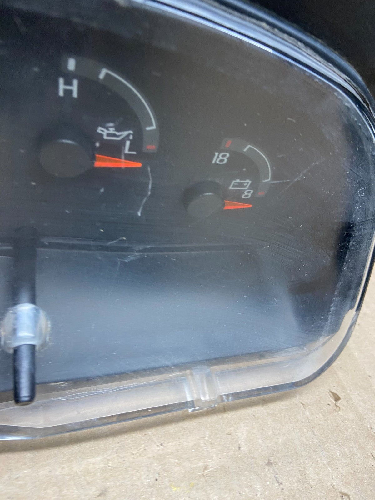 1997 to 2003 Ford E150 E250 E350 VAN Gauge Speedometer Cluster U4690 DG3