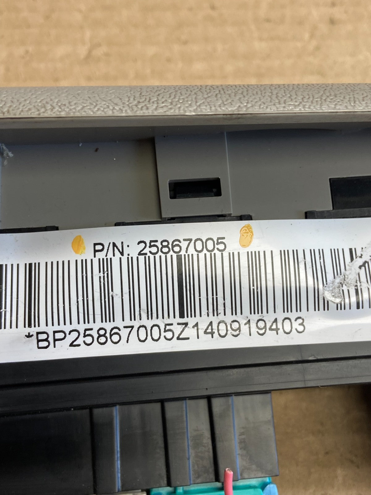 2006-2009 Chevrolet Trailblazer Power Left Driver Window Control Switch AH3647 D4