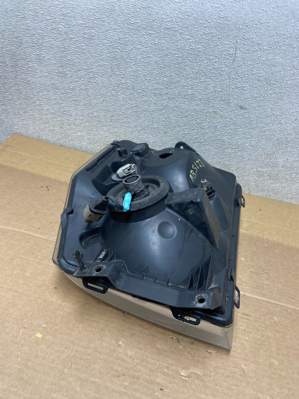 2008-2014 Ford Econoline E150 E250 E350 Left Driver LH Headlight OEM AB5123 DW5