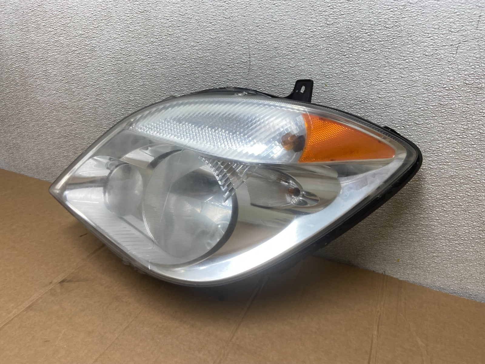 2007 to 2013 Mercedes Sprinter Headlight Left Driver Side Halogen Oem AA1051 DW1