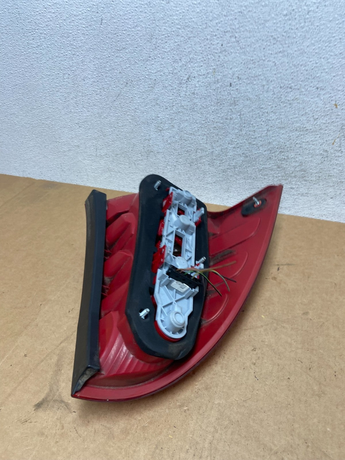 2003 to 2004 Mercedes W203 C-Class Right Passenger Tail Light AE3106 DG5