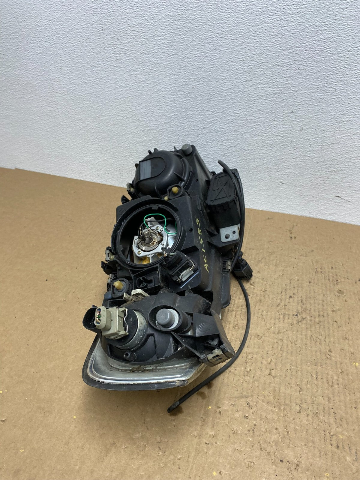 2004 2005 2006 Volvo S80 Left Driver LH Side Halogen Headlight Oem AC1585 DW8