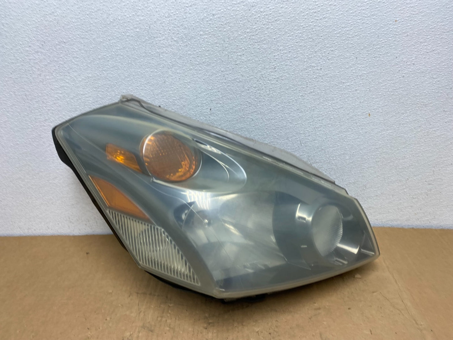 2004 to 2009 Nissan Quest Right Passenger RH Black Headlight AC8559 DW0