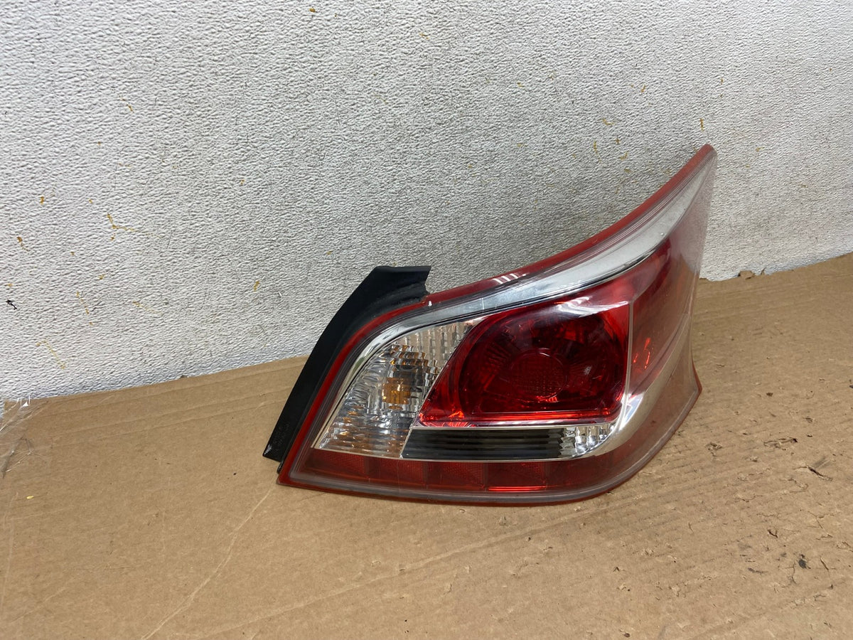 2013 2014 2015 Nissan Altima Right Passenger RH Side Tail Light AH8975 LK1