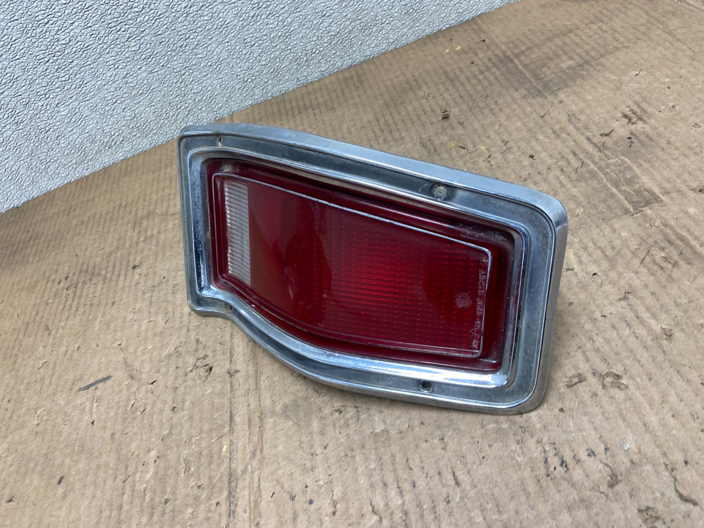 1976 to 1980 Dodge Aspen Plymouth Volare Wagon Left Side Tail Light AA65841