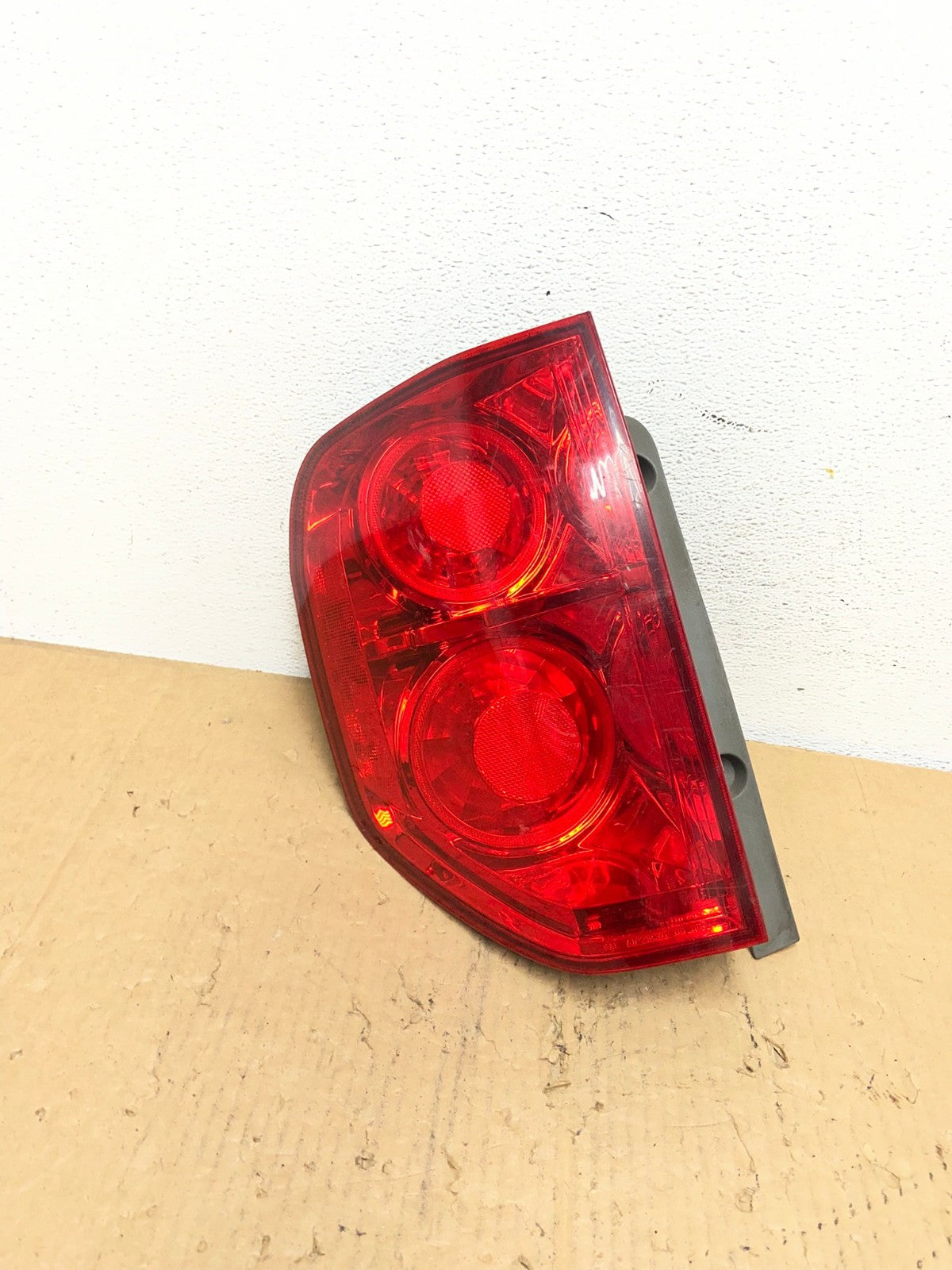 2003 2004 2005 Honda Pilot Left Driver LH Side Tail Light AD2393 LK0