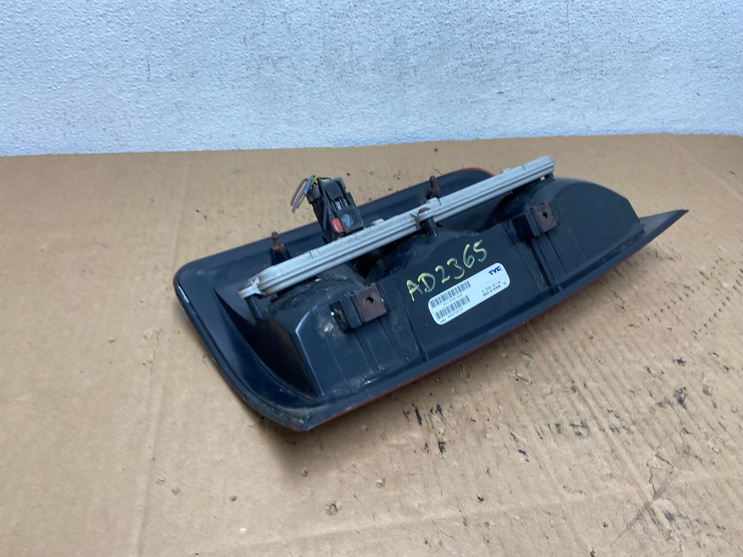 2002 to 2006 Dodge Ram 1500 Right passenger Rh side Tail Light TYC AD2365 LK5