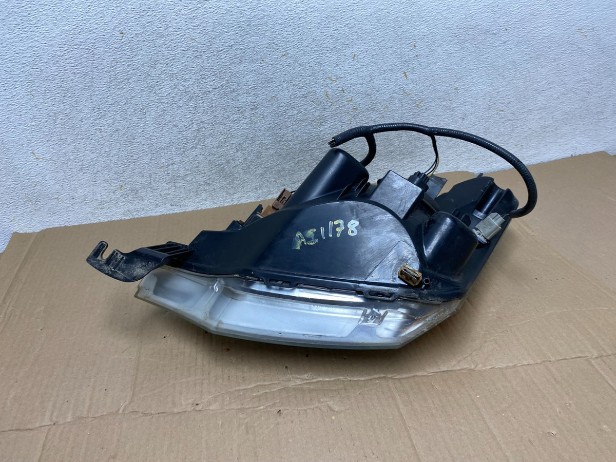 2008 2009 2010 2011 Ford Focus Right Passenger Rh Side Headlight AI1178 DW10