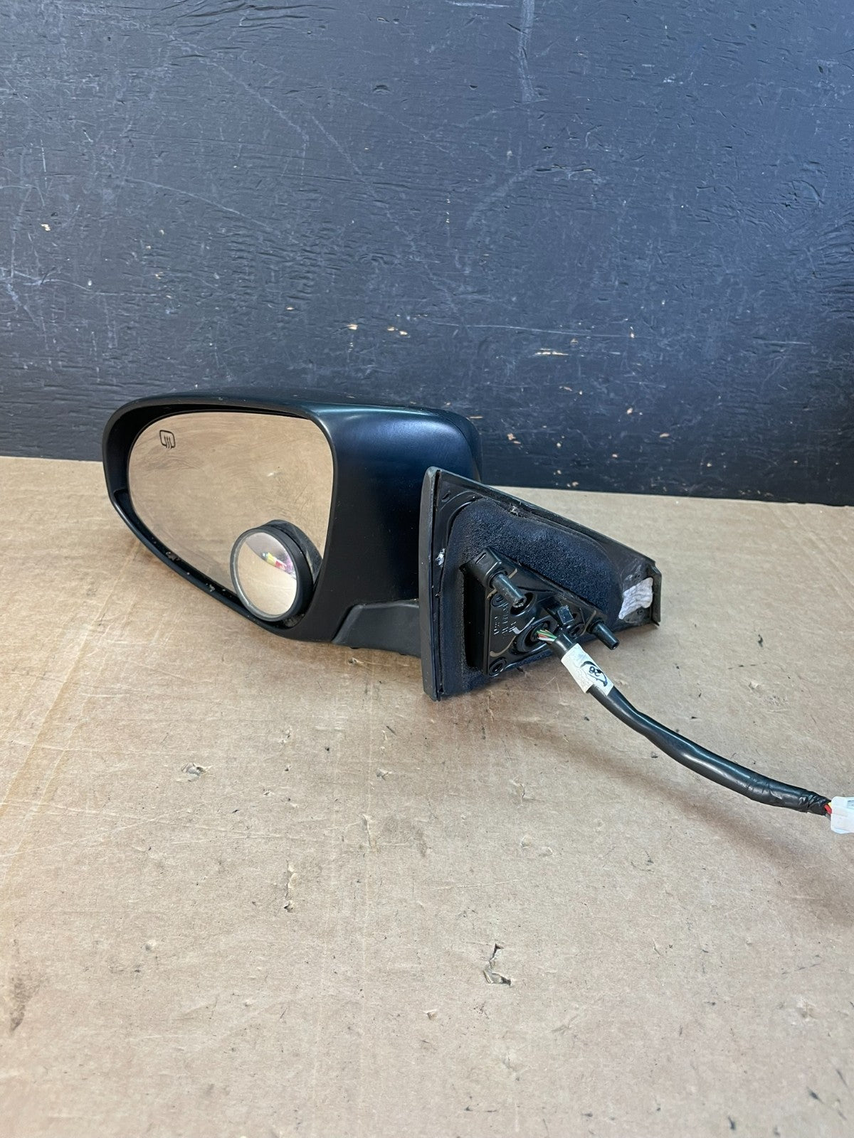 2013 - 2018 Toyota Avalon Left Driver LH View Door Turn Sgn Mirror AE8559 DW2