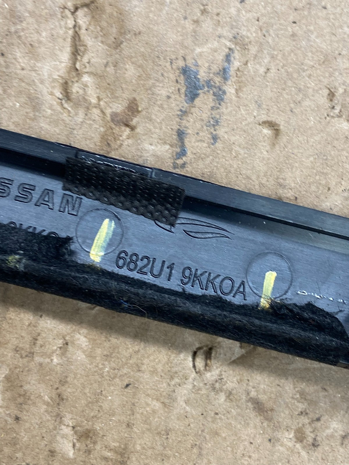 2015 to 2019 Nissan Versa Note Center Vent Dash Radio Trim Bezel AE3909 DG7