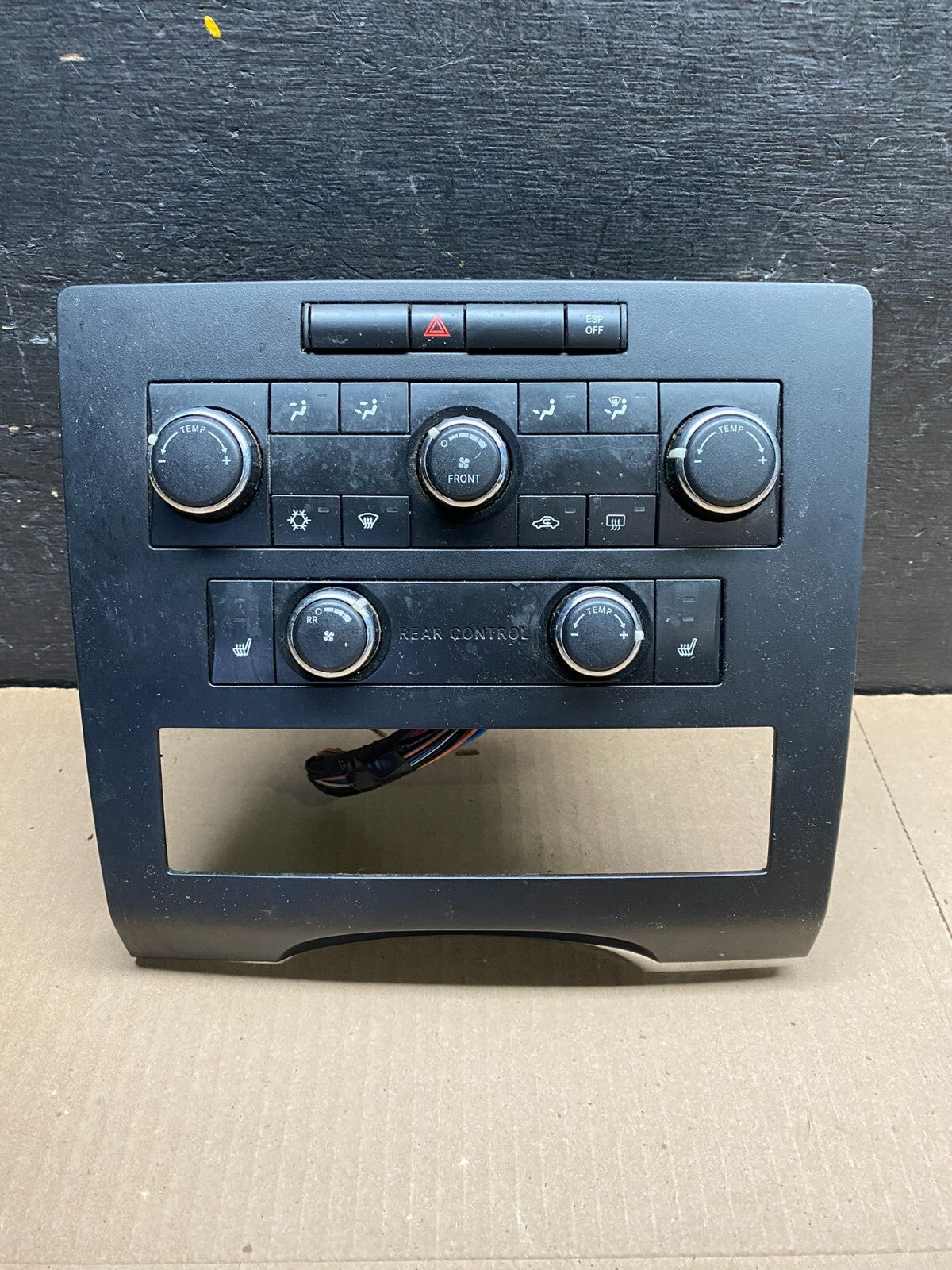 2009 2010 2011 Volkswagen Routan Ac Heater Climate Control p55111869ae C4264 DG10