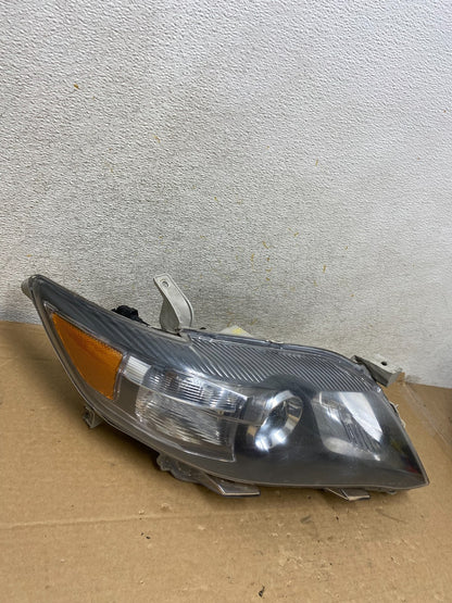 2010 - 2011 Toyota Camry Right Passenger RH Halogen Headlight AH8272 DW2