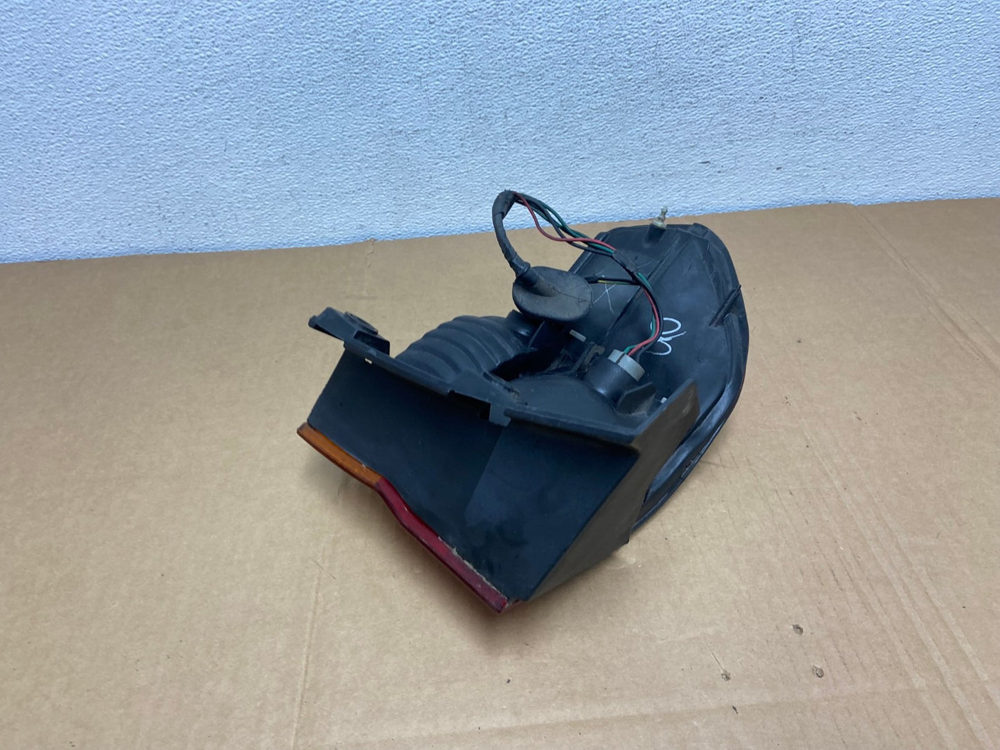 2002 2003 2004 Honda Odyssey Right Passenger Side Tail Light AC7457 LK4