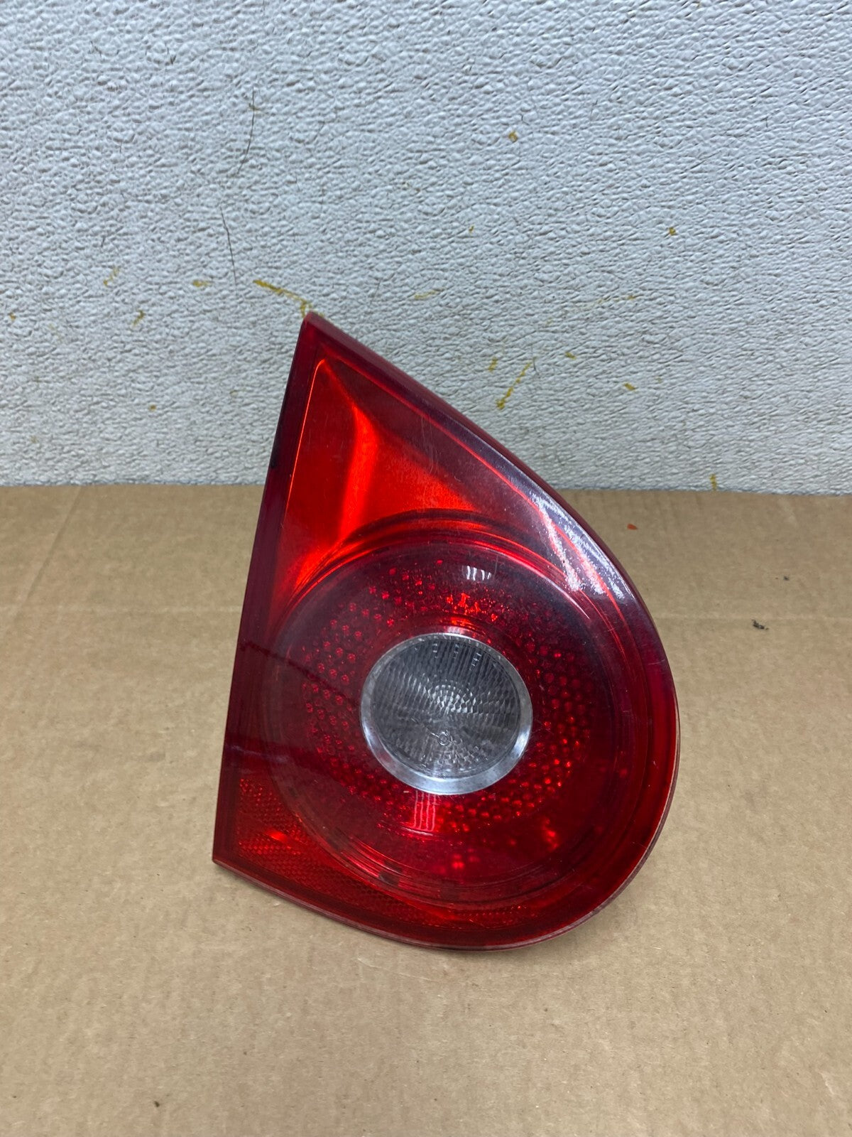 2006-2009 Volkswagen Golf Driver Left Side Tail Light Inner Trunk Lid O6683 DW0