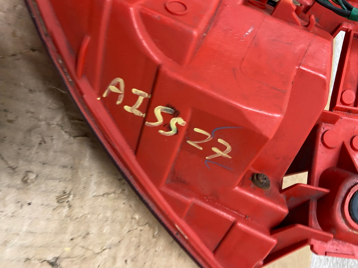 2009 2010 Nissan Murano Right Passenger Rh Side Tail Light AI5527 LK6