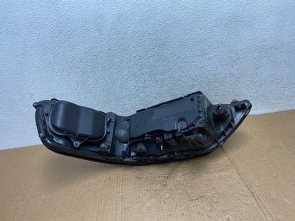2005 to 2011 Lincoln Town Car Right Passenger Rh Side Headlight AI4643 DW6