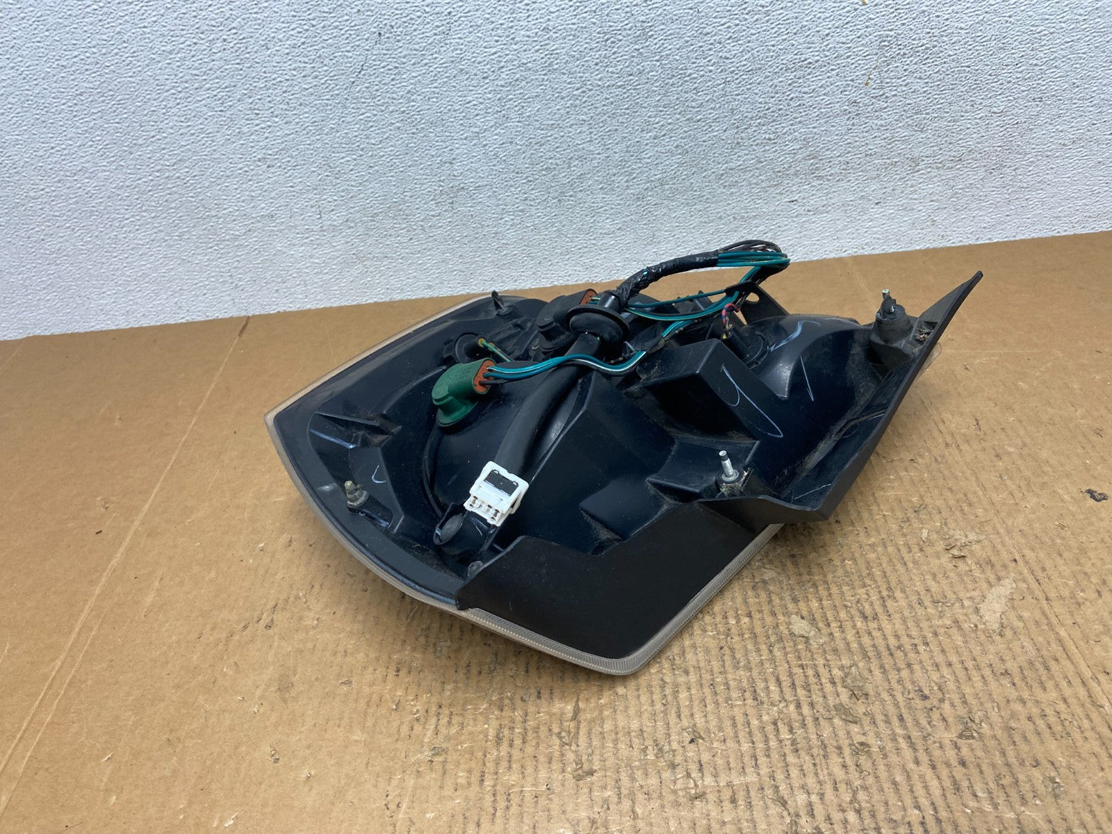 2010 2011 2012 Nissan Sentra Left Driver Side Tail Light AE1654 DW4