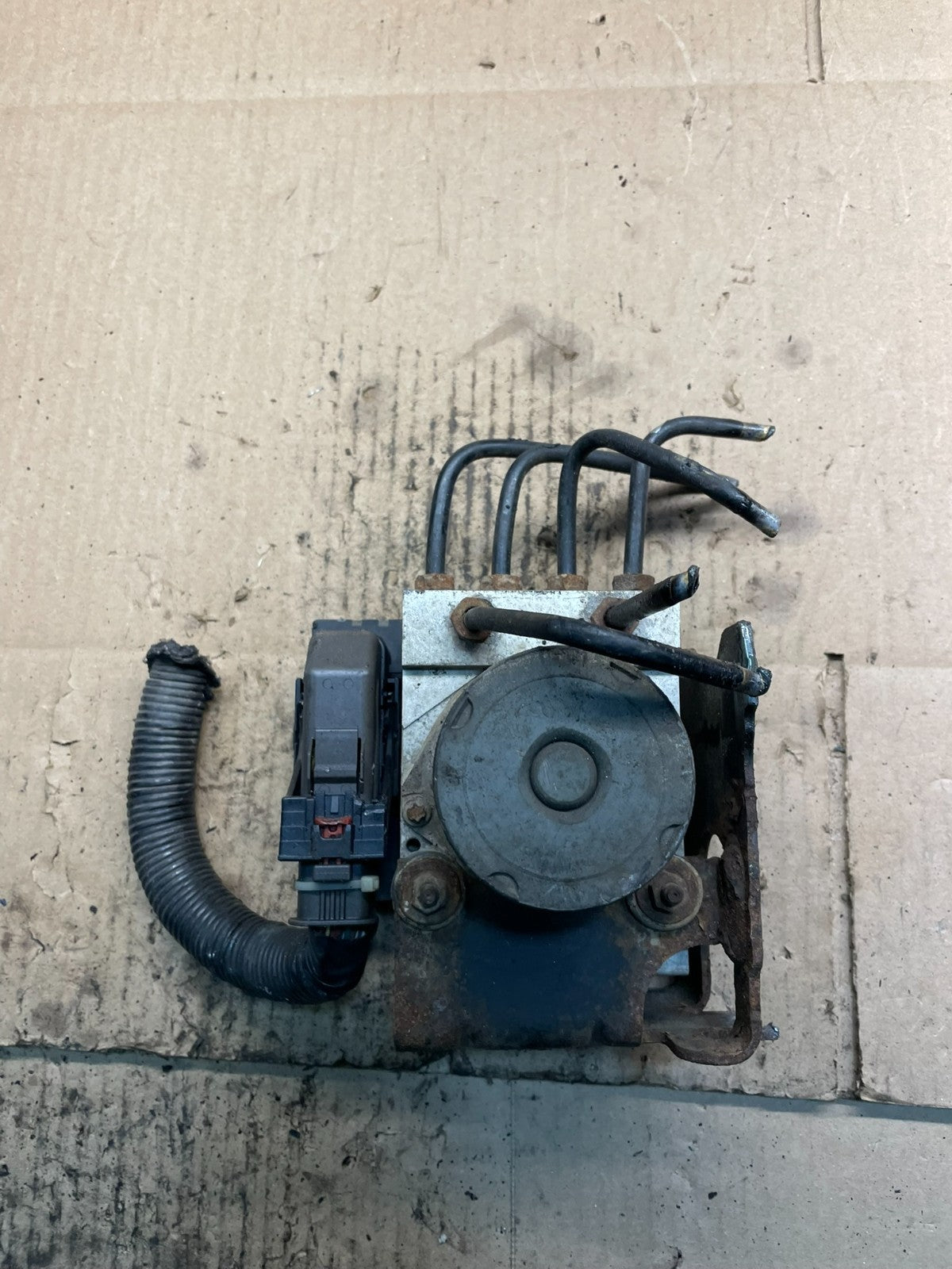 2009 2014 Chevrolet Tahoe Suburban ABS Anti Lock Brake Pump 15905732 V9112 PS5