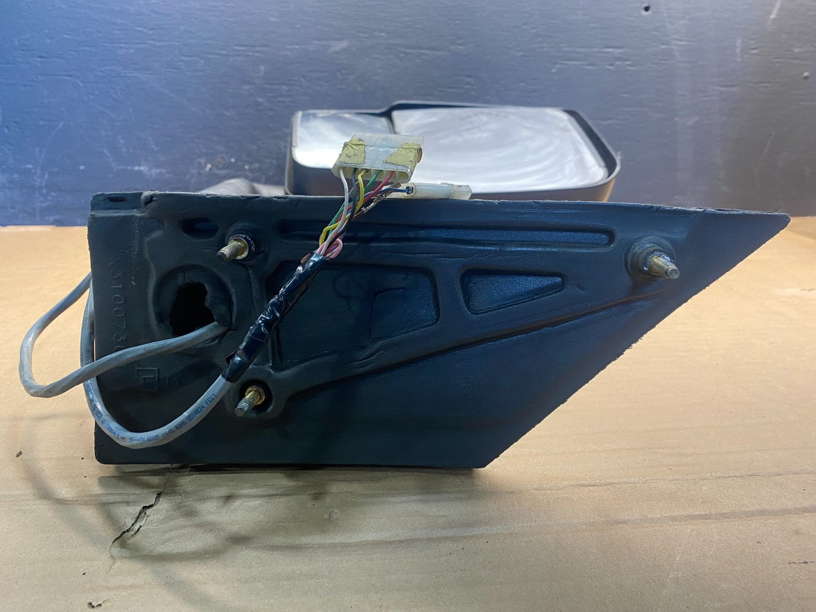 2003 2005 Chevrolet Express Savana Left Driver LH Side View Mirror AC8002 DG3