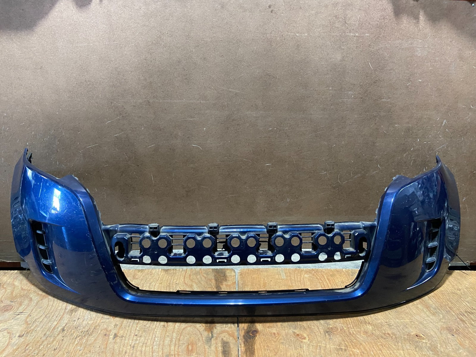 2011 to 2014 Ford Edge Front Bumper Cover AB76340