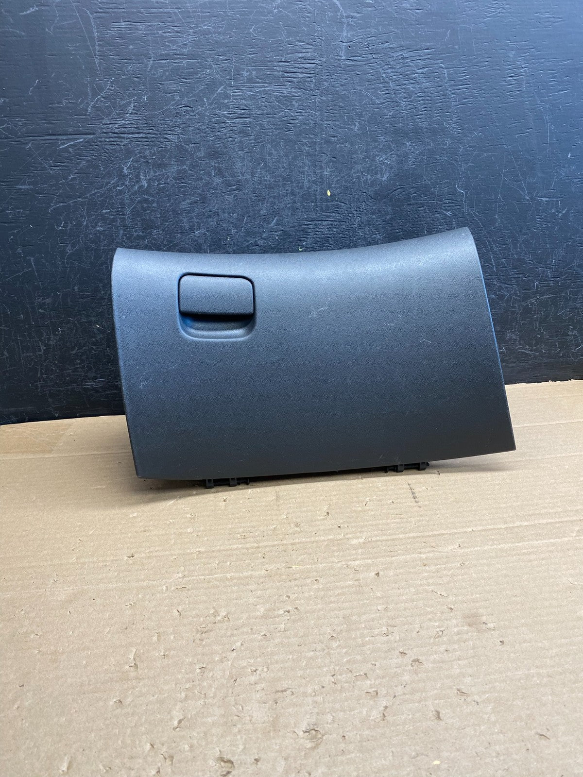 2009 to 2012 Hyundai Elantra Right Passenger Side Glove Box AG6315 DG0