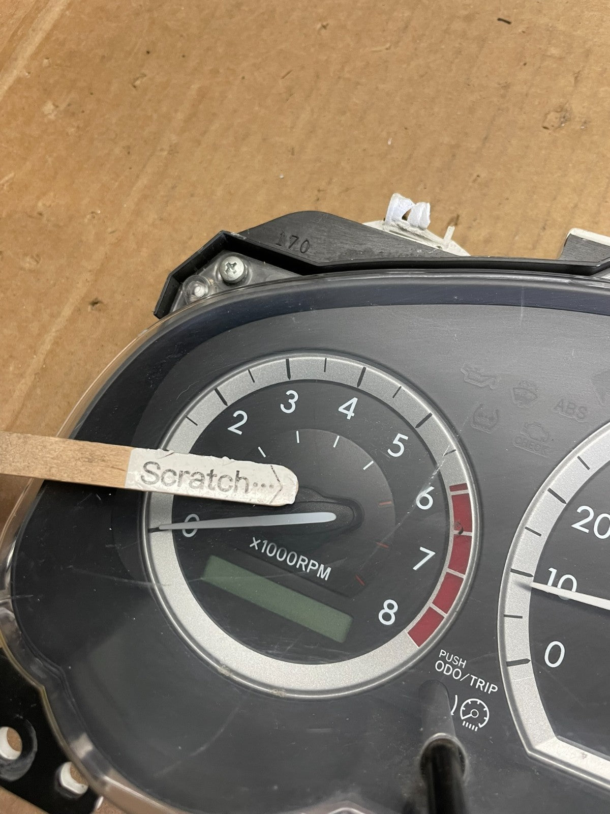 2004 2005 Toyota Sienna Speedometer Cluster Gauge AB7520 DG3