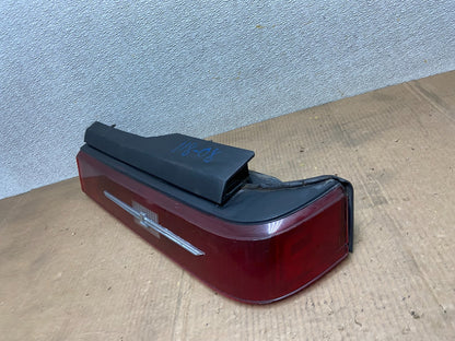 1983 1984 Ford Thunderbird Right Passenger Side Tail Light AA64051