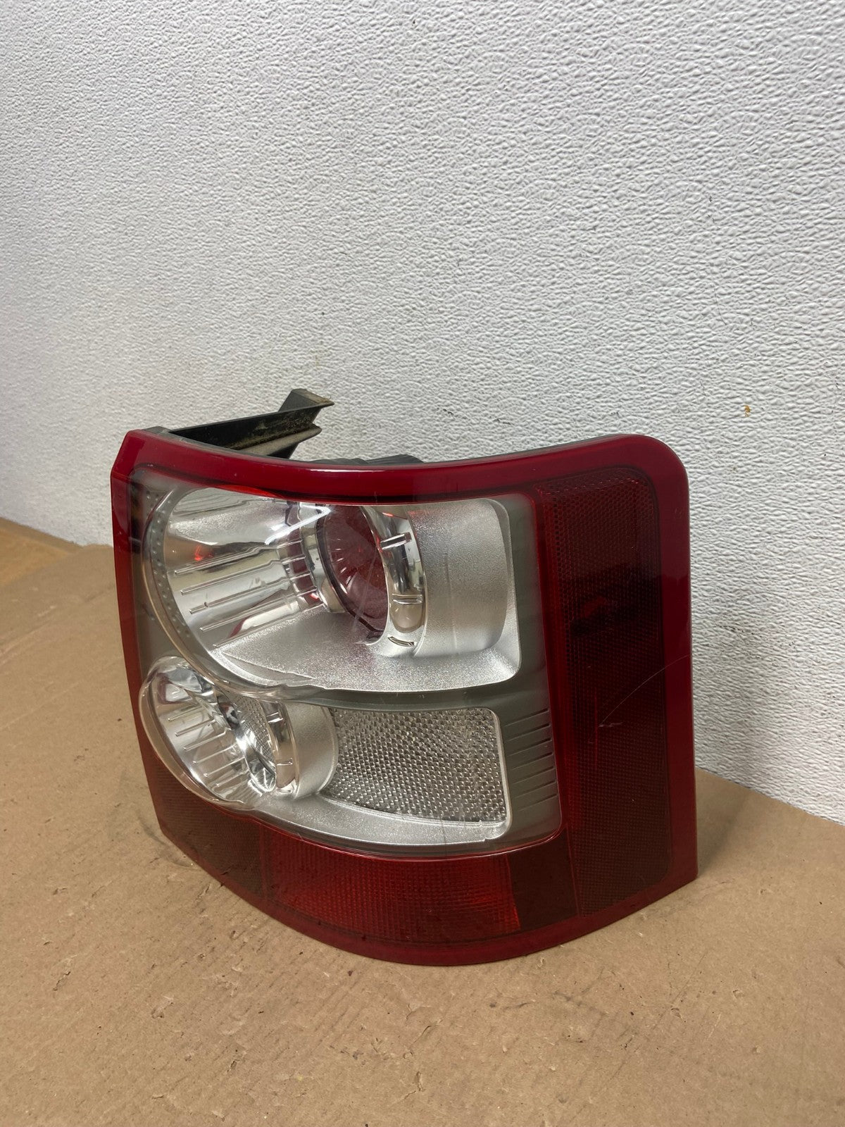 2006 - 2009 Land Rover Range Rover L320 Right Passenger Tail Light AD6535 LK1