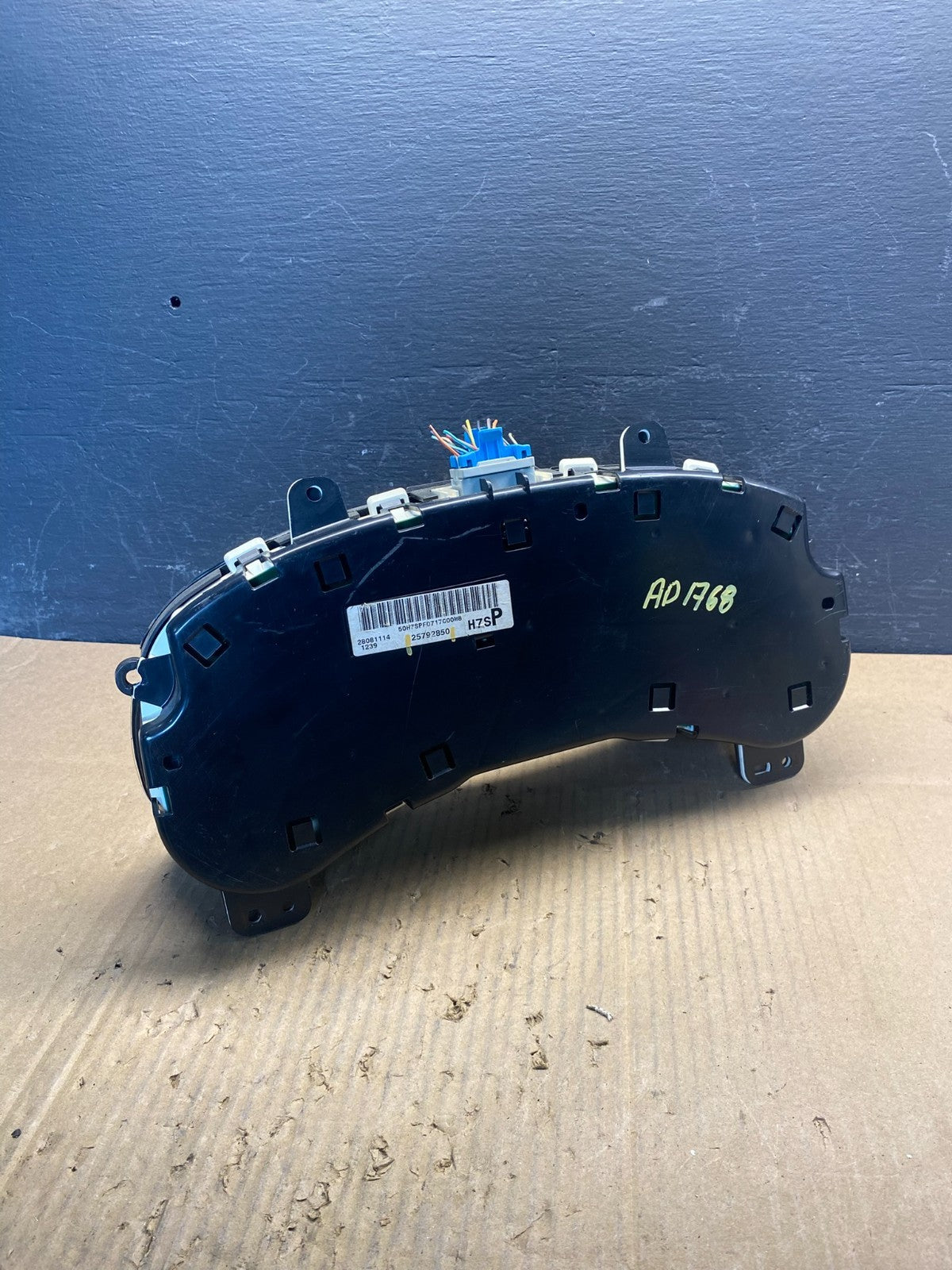 2006 - 2009 GMC Envoy Speedometer Cluster Gauge AD1768 DG3