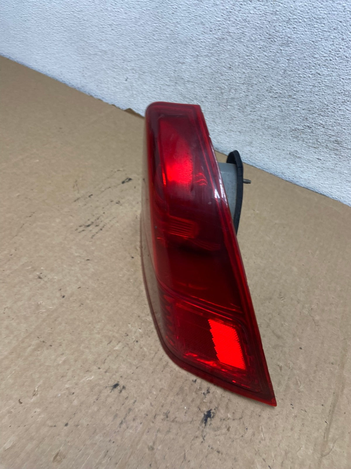 2003 2004 2005 Honda Civic Sedan Right Passenger Side Tail Light AG2049 LK1