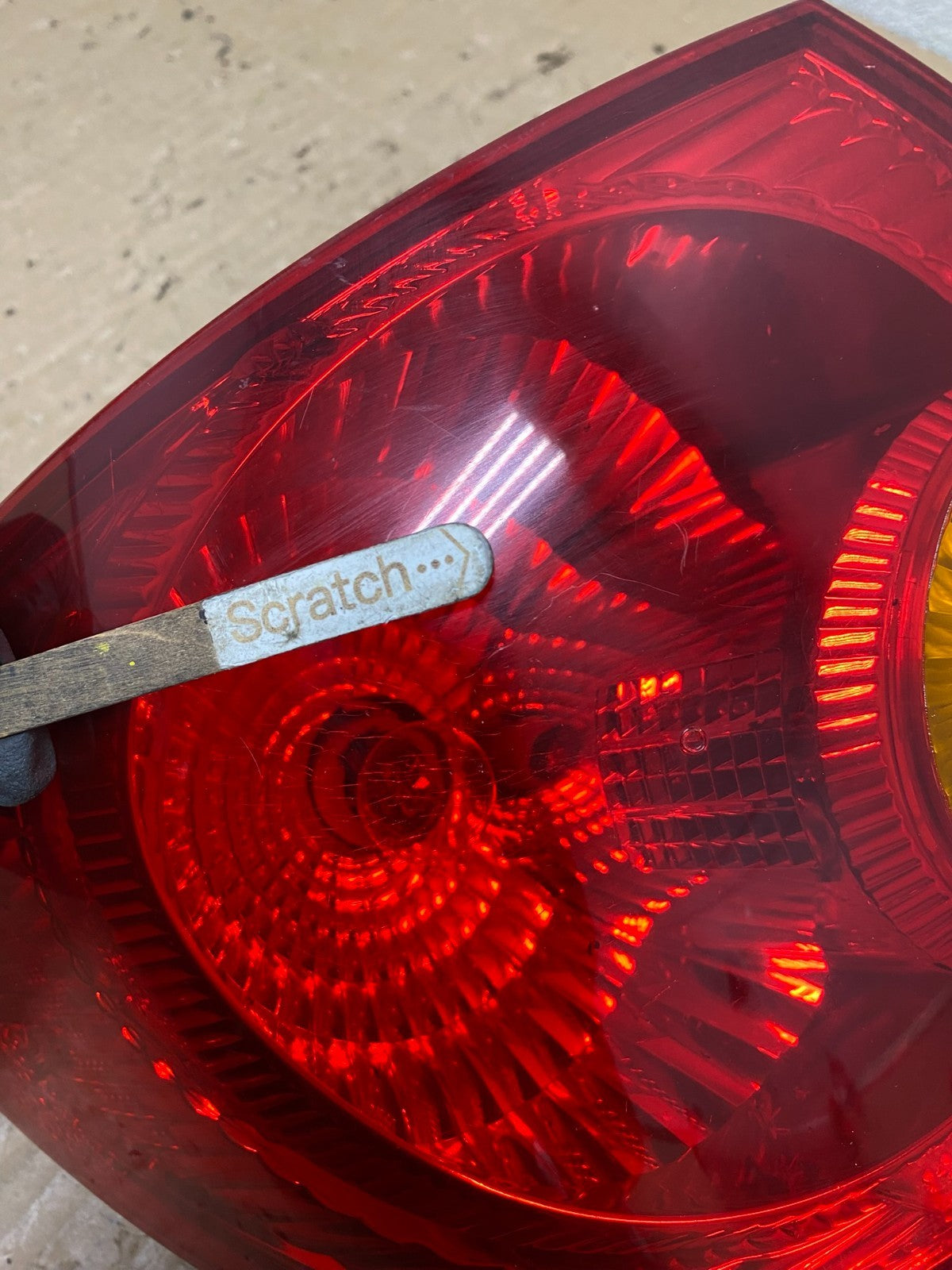 2003 to 2005 Toyota Corolla Left Driver Lh Side Tail Light Oem T8029 DW3