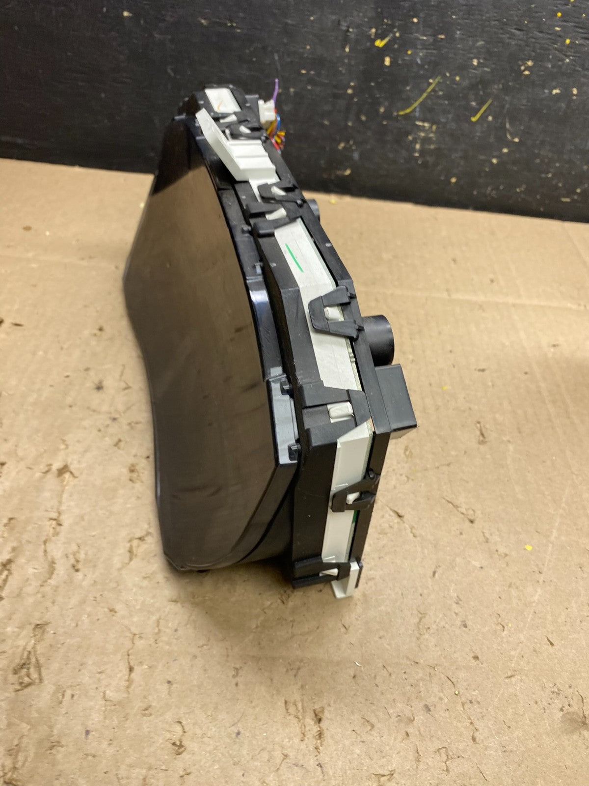 2011 to 2017 Nissan Quest Speedometer Cluster Gauge U4772 DG2