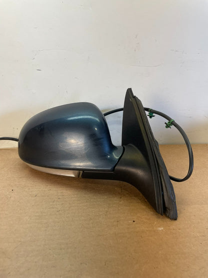 2006-2010 Volkswagen Jetta right Driver View Door Mirror AF8658 DG0