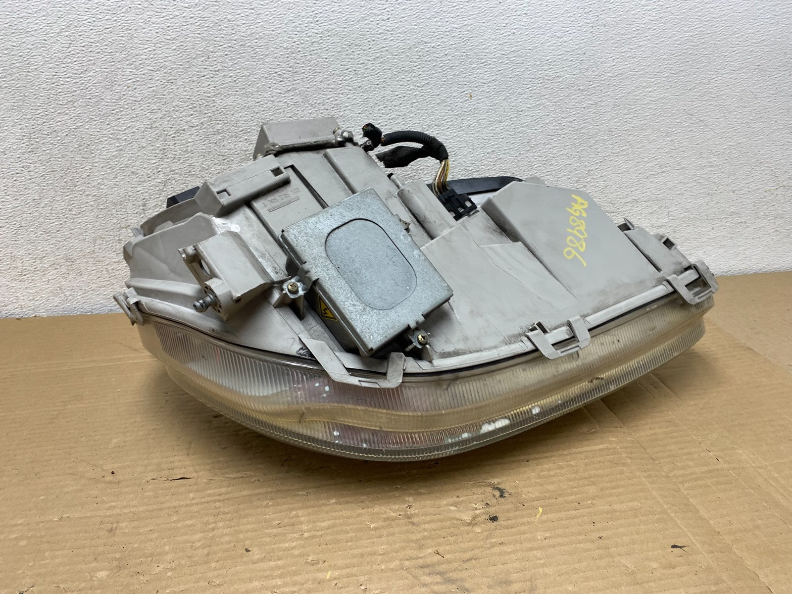 Xenon HID 2000 to 2002 Mercedes S-Class Left Driver LH Headlight AG8986 DW7