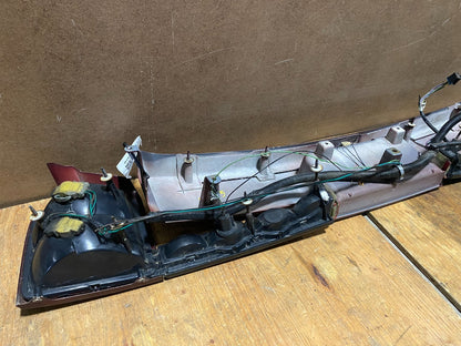 1991 to 1996 Oldsmobile Cutlass Ciera Left+Right Tail Lights V9605 PS8