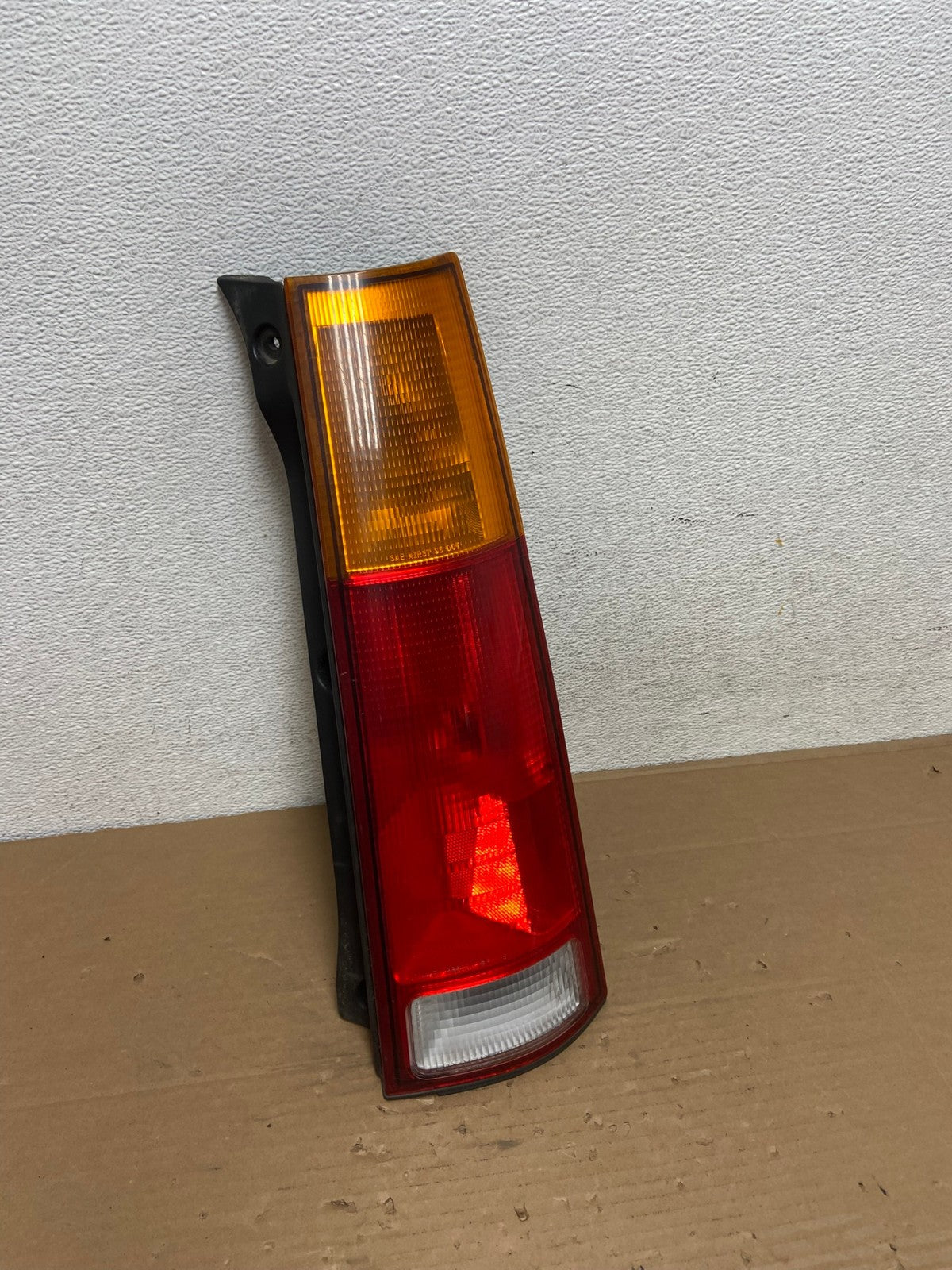 1997 1998 1999 2000 2001 Honda Crv Cr-v Right Passenger Tail Light AD4202 LK2