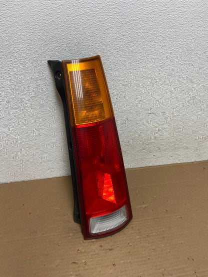 1997 1998 1999 2000 2001 Honda Crv Cr-v Right Passenger Tail Light AD4202 LK2