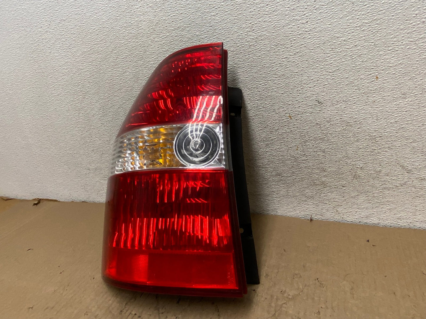 2001 2002 2003 Acura Mdx Left Driver Side Lh Tail Light AG8096 LK2