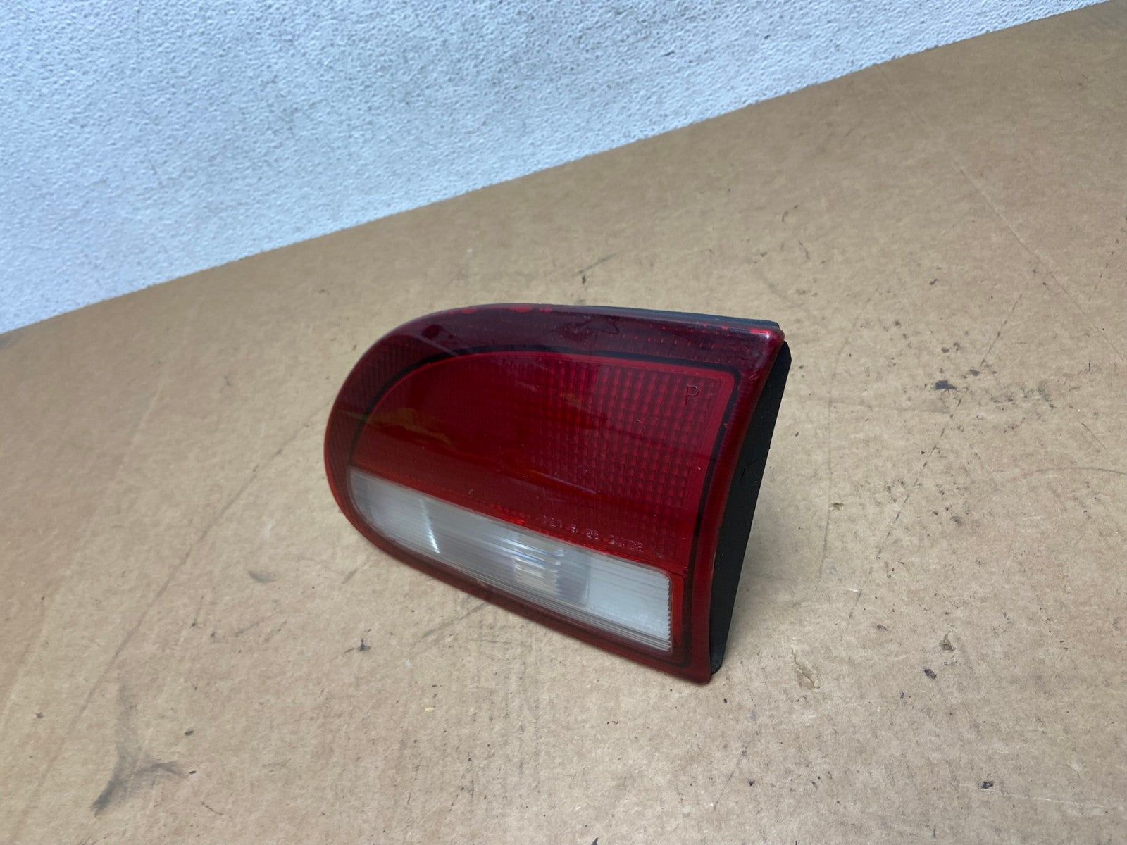 1995 - 1999 Chevrolet Cavalier Right Passenger RH Inner Tail Light AE3126 LK1