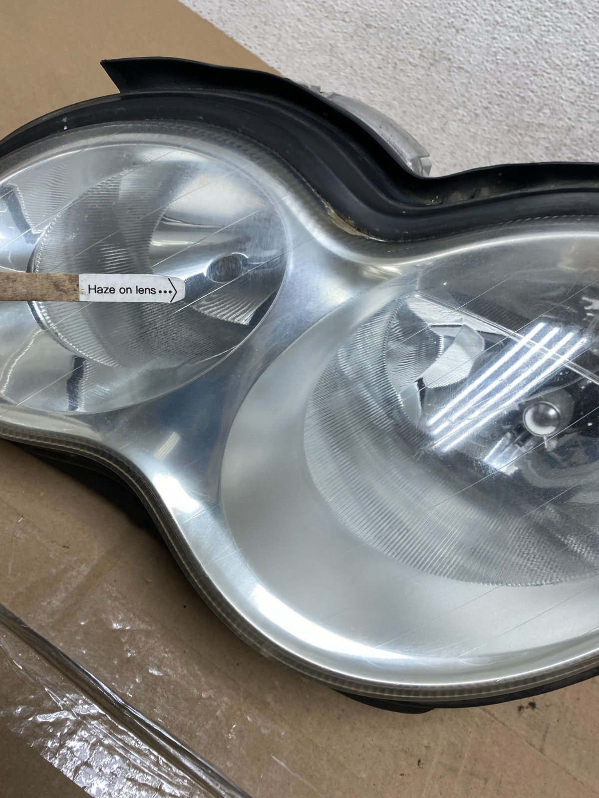 2005 to 2007 Mercedes-Benz C-Class Left Driver LH Side Headlight AE6673 DW4