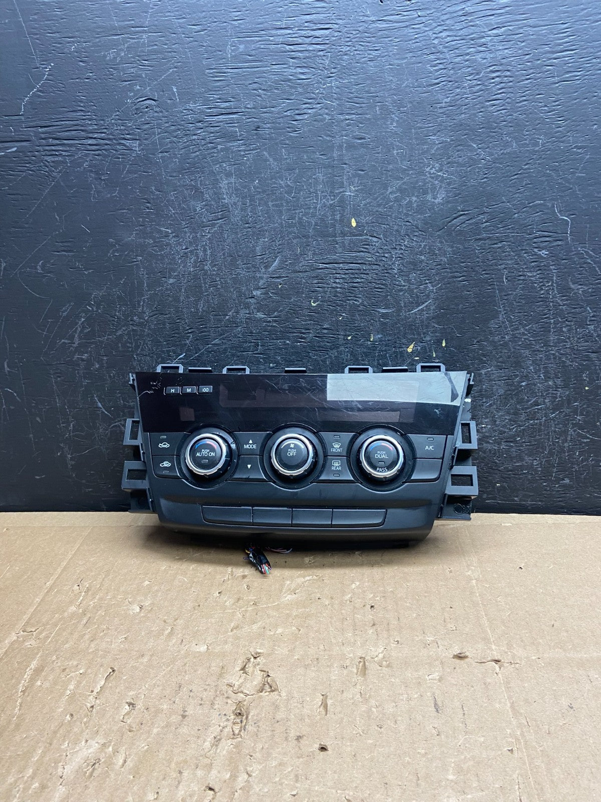 2014 - 2015 Mazda 6 A/C Manual Climate Control Panel ad6846 DG0